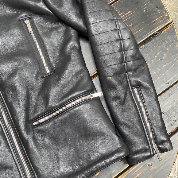 Zara Man Fleece Lined Vegan Leather Jacket with Silver Zipper Hardware - Picture 11 of 17